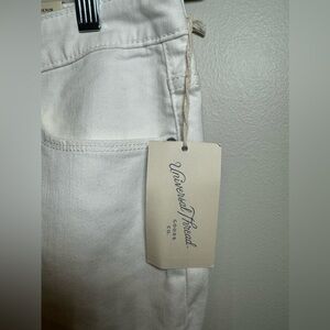 NWT Universal Thread white, high rise skinny crop jeans, size 31